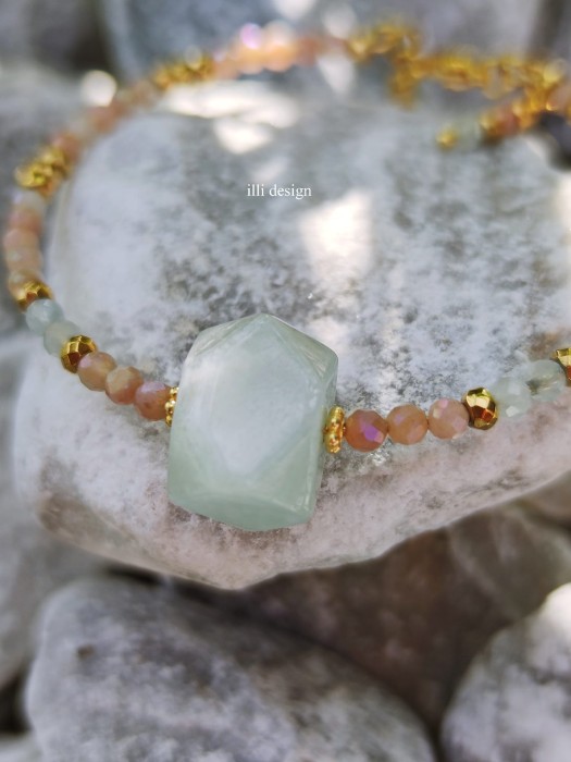 Bransoletka z kamieni słonecznych, akwamarynu i hematytu Kunszt