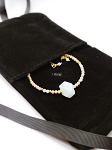 Bransoletka z kamieni słonecznych, akwamarynu i hematytu Kunszt