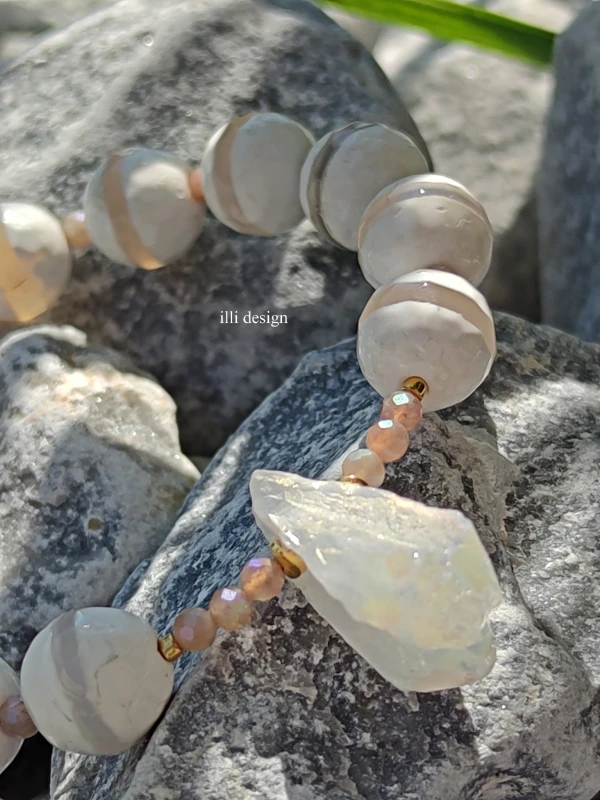 Bransoletka z kwarcem, agatem i kamieniem słonecznym Biel