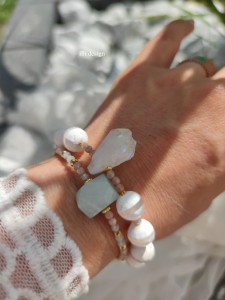 Bransoletka z kwarcem, agatem i kamieniem słonecznym Biel