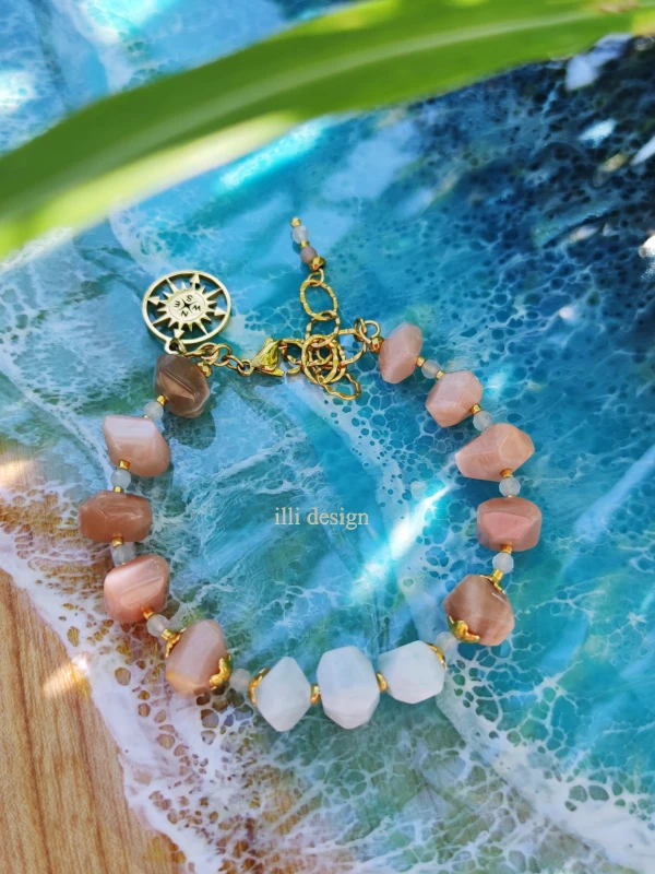 Bransoletka z kamieni słonecznych, akwamarynu Fale