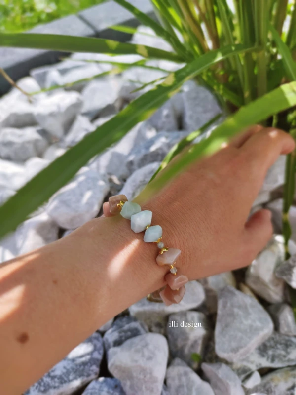 Bransoletka z kamieni słonecznych, akwamarynu Fale