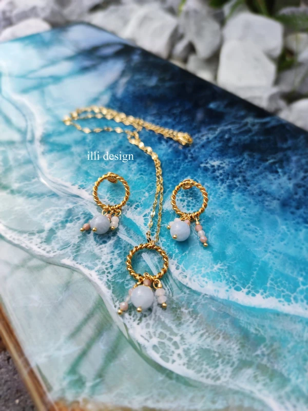 Naszyjnik z kamieniami Kobiecość