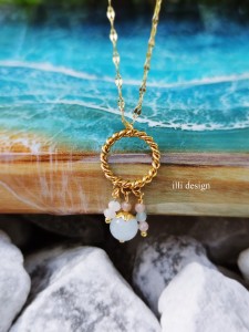 Naszyjnik z kamieniami Kobiecość