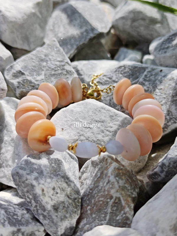 Bransoletka z muszli i chalcedonu Natura