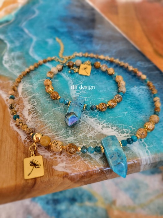 Komplet z jaspisu i apatytu Pejzaż