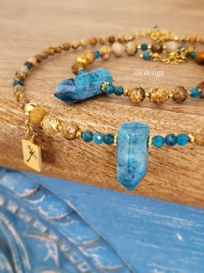 Komplet z jaspisu i apatytu Pejzaż