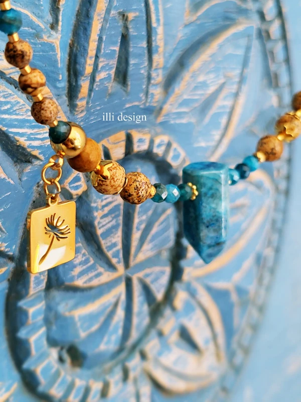 Komplet z jaspisu i apatytu Pejzaż