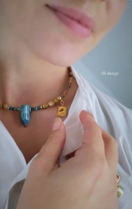 Komplet z jaspisu i apatytu Pejzaż