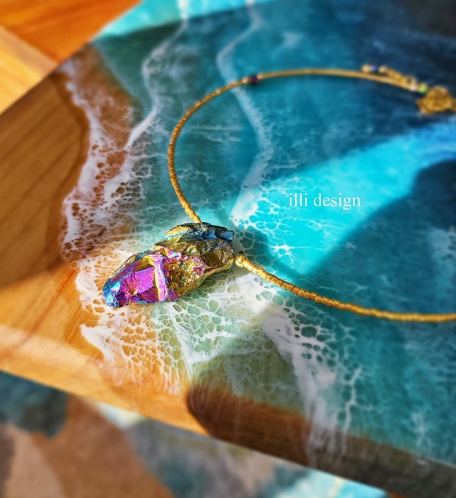 Naszyjnik z kwarcem Kropla