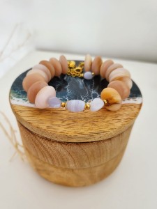 Bransoletka z muszli i chalcedonu Natura