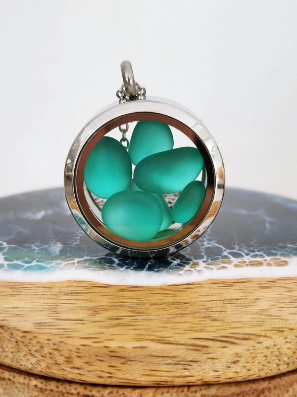 Naszyjnik Amulet Morza zielony Edycja Limitowana.