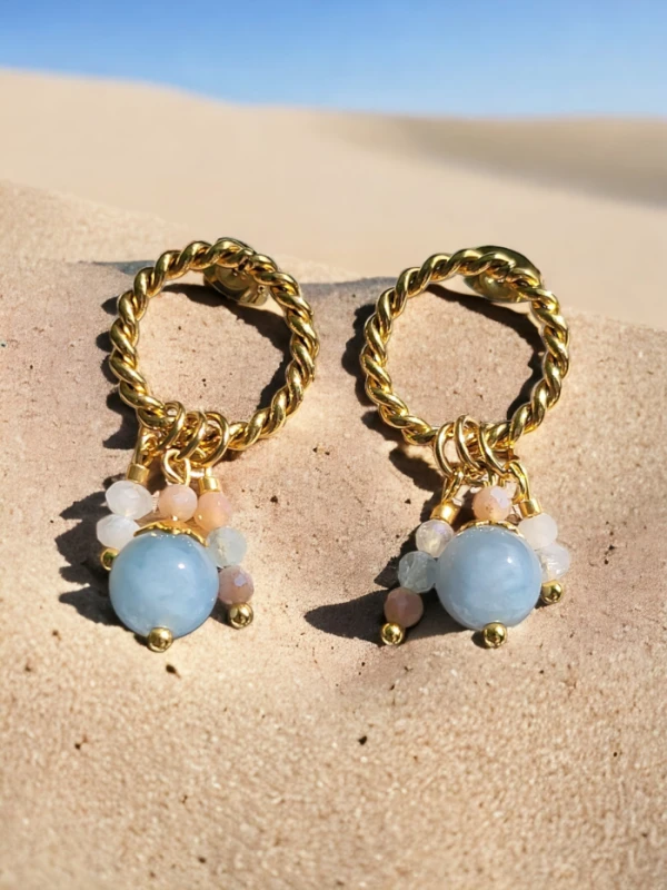 Kolczyki z kamieniami Kobiecość