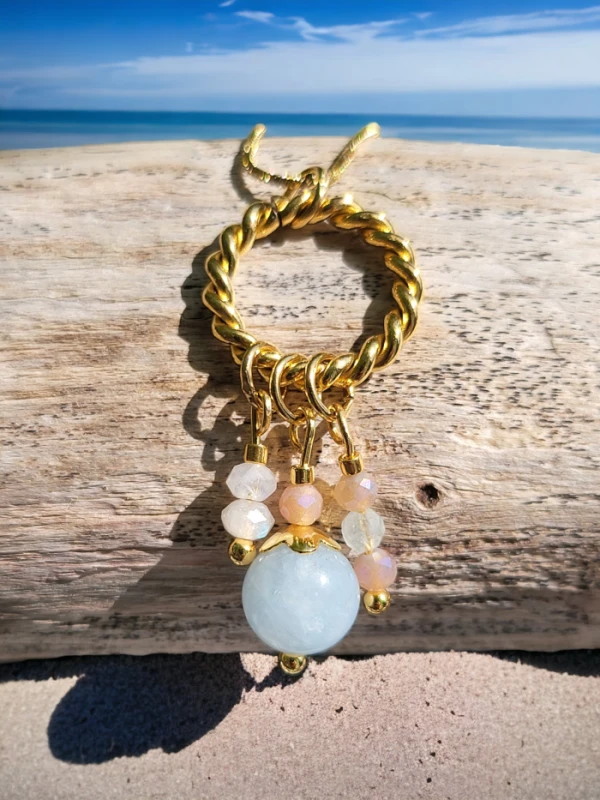 Naszyjnik z kamieniami Kobiecość