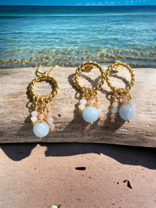 Naszyjnik z kamieniami Kobiecość