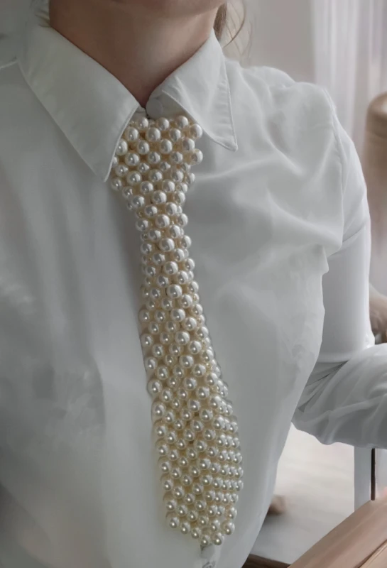 Krawat perłowy kość słoniowa