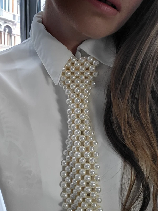 Krawat perłowy kość słoniowa