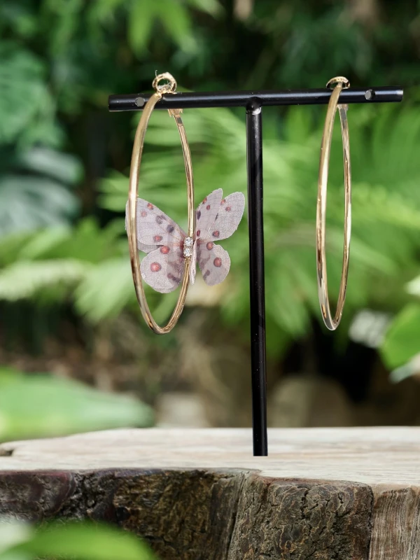 Kolczyki duże koła z motylem N1