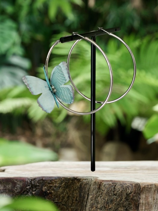 Kolczyki duże koła z motylem