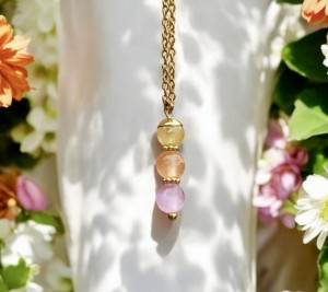 Naszyjnik z selenitu pastelowe Landrynki