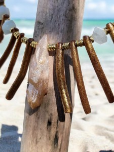 Naszyjnik choker z koralem, hematytem, akwamarynem Rajskie Wyspy