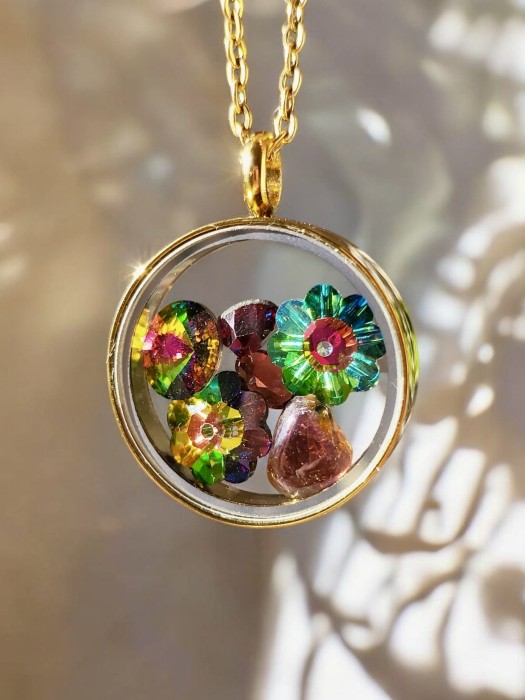 Naszyjnik medalion Zorza Brazylijska – Turmalin, Granaty i Kryształy Swarovski